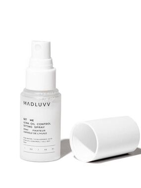 MADLUVV “Set Me” Ultra Oil Control Setting Spray- Sealed